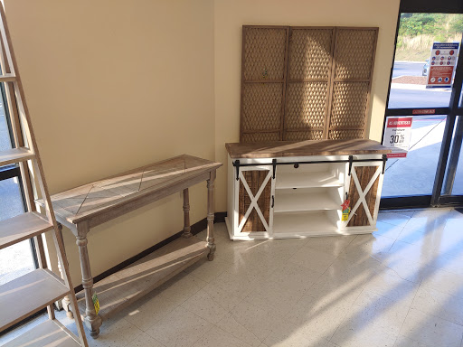 Craft Store «Hobby Lobby», reviews and photos, 655 Fieldstown Rd, Gardendale, AL 35071, USA