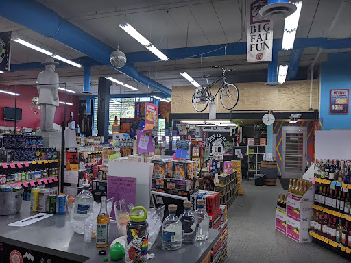 Wine Store «Zipps Liquors», reviews and photos, 2618 E Franklin Ave, Minneapolis, MN 55406, USA