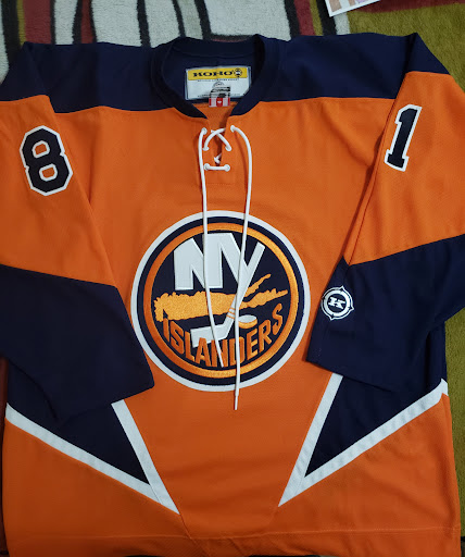 Sporting Goods Store «Amity Harbor Sports», reviews and photos, 149 Merrick Rd, Amityville, NY 11701, USA