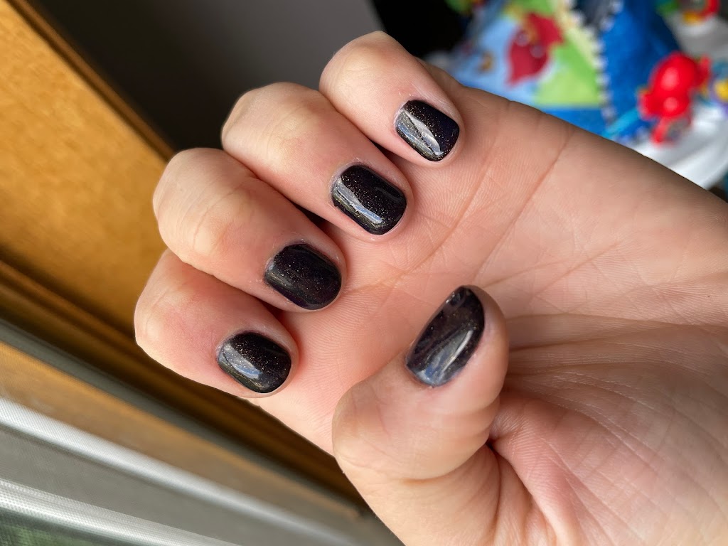Livvy Nails & Spa 55044