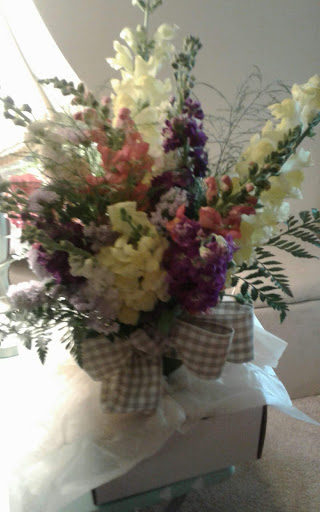 Florist «Willow Floral Design Decor», reviews and photos, 545 Clough Pike #500, Cincinnati, OH 45244, USA