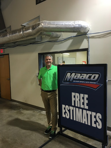 Auto Body Shop «Maaco Collision Repair & Auto Painting», reviews and photos, 15679 SE 135th Ave, Clackamas, OR 97015, USA
