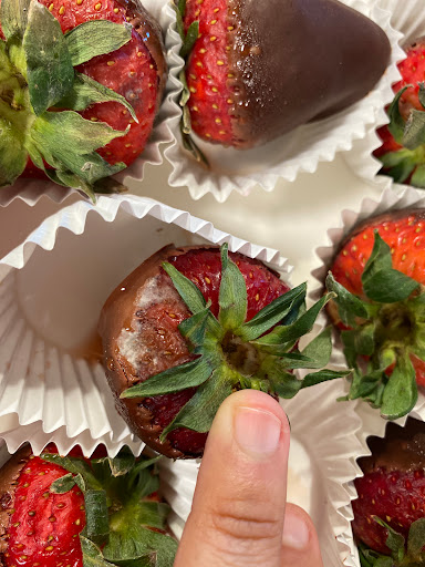 Gift Shop «Edible Arrangements», reviews and photos, 98 Westgate Dr, Brockton, MA 02301, USA