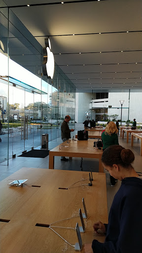 Computer Store «Apple Stanford», reviews and photos, 379 Stanford Shopping Center, Palo Alto, CA 94304, USA