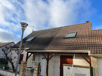 Laurot couverture entreprise de nettoyage toiture 95 92 78 à Pierrelaye