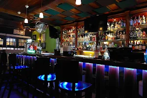 Longo Lounge Bar image