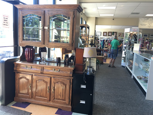 Thrift Store «Ladies of Charity Lake Travis Thrift Shop», reviews and photos, 1508 Ranch Rd 620 S, Lakeway, TX 78734, USA