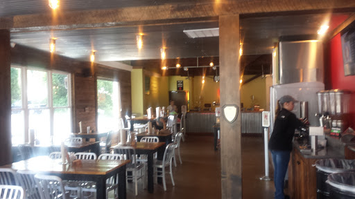 Hamburger Restaurant «NN BURGER - Tappahannock», reviews and photos, 303 Queen St #911, Tappahannock, VA 22560, USA