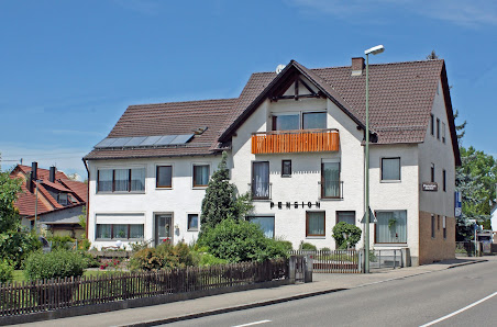 Pension Merkle Kötzer Str. 27, 89335 Ichenhausen, Deutschland