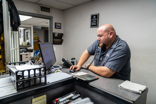 Auto Repair Shop «Central Florida Auto Repair», reviews and photos, 1779 S Orange Blossom Trail, Apopka, FL 32703, USA
