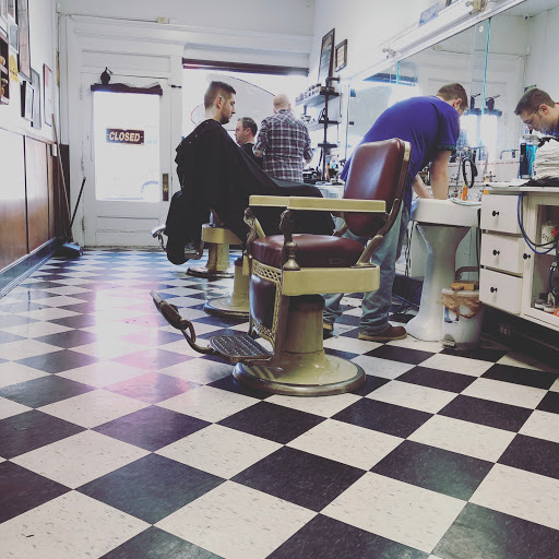 Monty's Barber Shop - Charlotte Ave/Sylvan Park