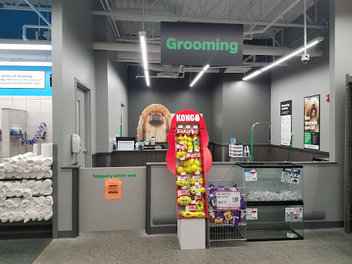 Pet Supply Store «Pet Supplies Plus», reviews and photos, 1206 W Dundee Rd, Buffalo Grove, IL 60089, USA