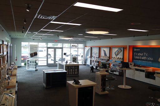 Cell Phone Store «AT&T Authorized Retailer», reviews and photos, 923 Nashville Pike, Gallatin, TN 37066, USA
