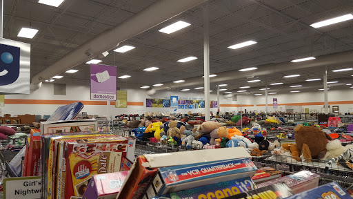 Thrift Store «Power & Baseline Goodwill Retail Store & Donation Center», reviews and photos, 2070 S Power Rd, Gilbert, AZ 85206, USA