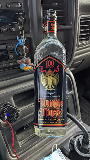 Liquor Store «Milwaukie Liquor Store», reviews and photos, 10804 SE Oak St, Milwaukie, OR 97222, USA