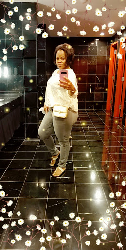 Movie Theater «Silverspot Cinema», reviews and photos, 4441 Lyons Rd, Coconut Creek, FL 33073, USA