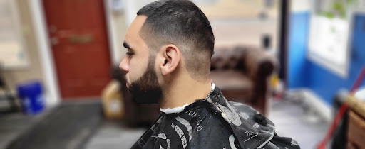 Barber Shop «Finesse Barber Shop», reviews and photos, 901 Oak St, Syracuse, NY 13203, USA