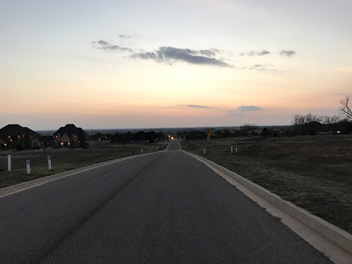 Shoe Store «MetroShoe Warehouse», reviews and photos, 2308 24th Ave NW, Norman, OK 73069, USA