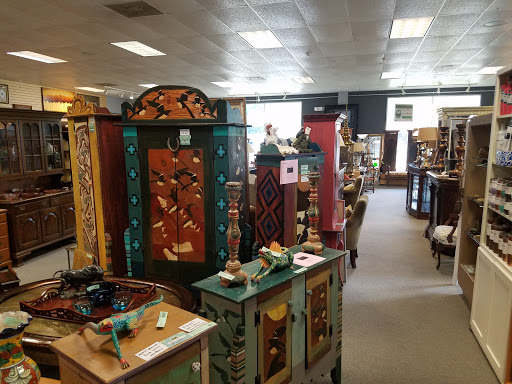 Consignment Shop «Retreat Home & Lifestyle Resale Store», reviews and photos, 1501 US-190, Covington, LA 70433, USA