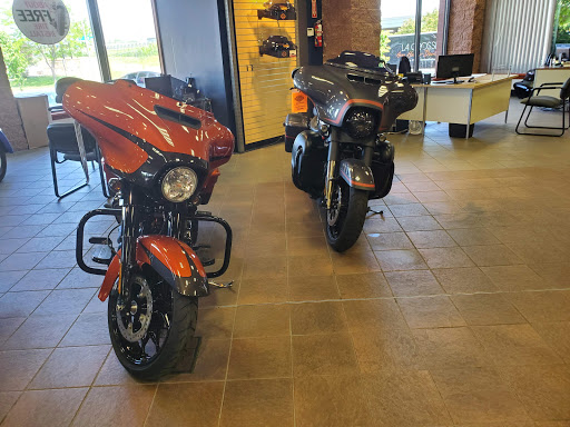 Harley-Davidson Dealer «LaCrosse Area Harley-Davidson», reviews and photos, 1116 Oak Forest Dr, Onalaska, WI 54650, USA