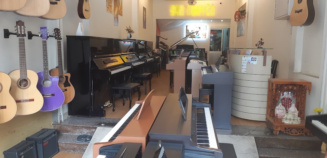 Cửa hàng mua bán đàn Piano, Guitar, Organ giá rẻ ở TPHCM - Đan Nguyên Piano & Music