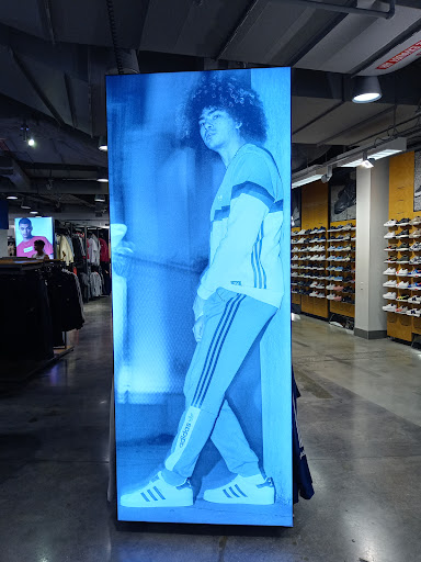 Shoe Store «Finish Line», reviews and photos, 11401 NW 12th St #218, Miami, FL 33172, USA