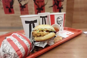 KFC ITU PLAZA SHOPPING image