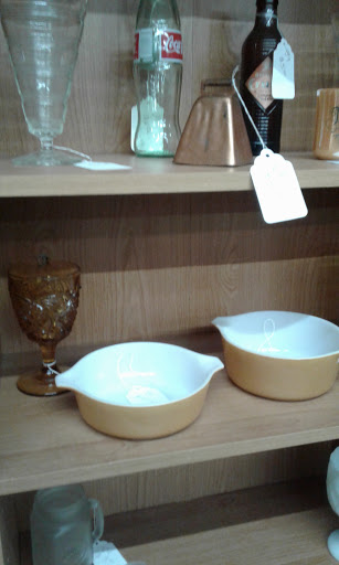 Outlet Mall «Finders Keepers Traders Outlet Mall», reviews and photos, 740-784 Chelsa Dr, Madisonville, KY 42431, USA