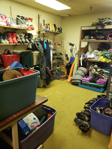 Thrift Store «H2O Help & Hope To Others», reviews and photos, 451 SE Maple St, Dallas, OR 97338, USA