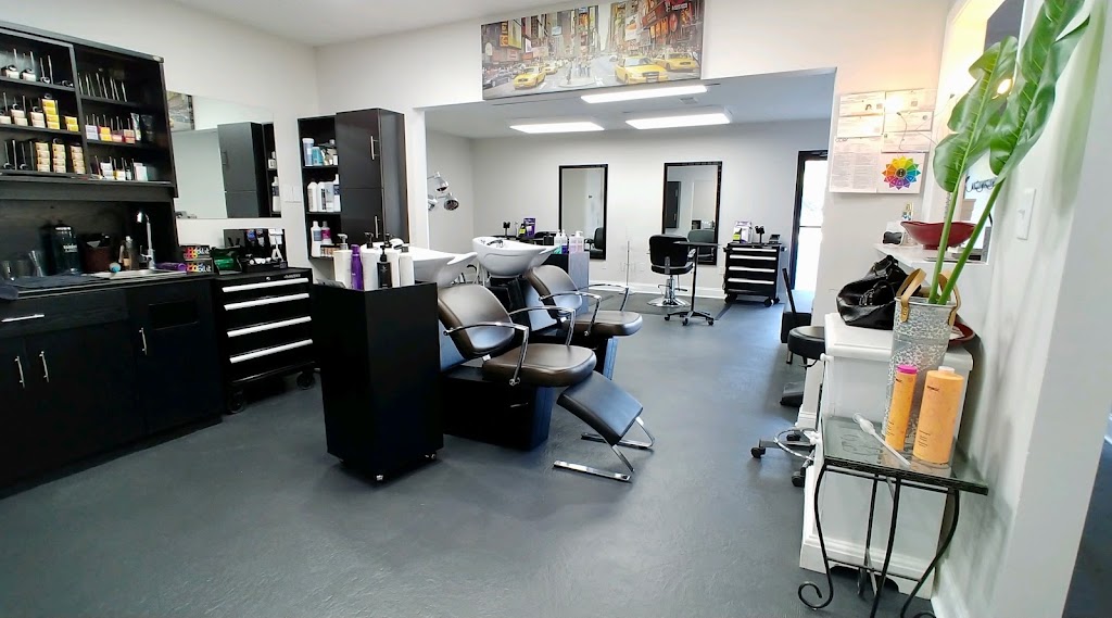 The Look hair studio 32578