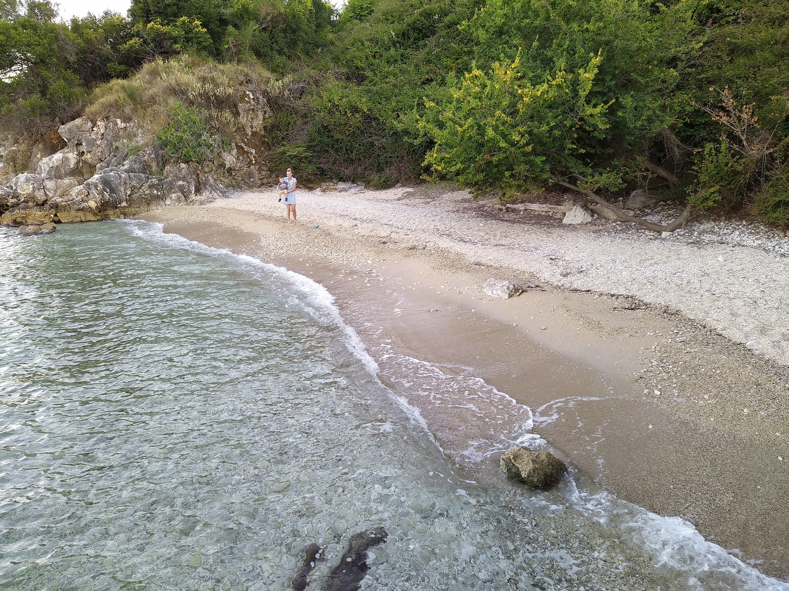 Karavi Beach photo #7