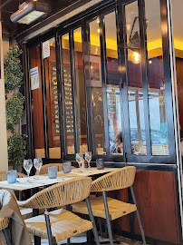 Atmosphère du Restaurant de fruits de mer Chasse-Marée à Paris - n°3