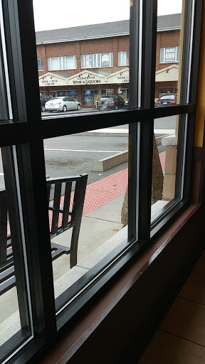 Liquor Store «Lafayette Wine & Liquor», reviews and photos, 30 Lafayette Sq, Vernon, CT 06066, USA