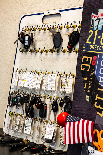 Used Car Dealer «Santa Ana Auto Center», reviews and photos, 1223 W 17th St, Santa Ana, CA 92706, USA