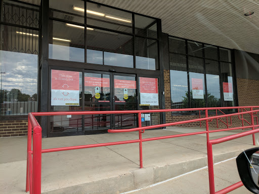 Office Supply Store «Staples», reviews and photos, 13653 Lee Jackson Memorial Hwy, Chantilly, VA 20151, USA