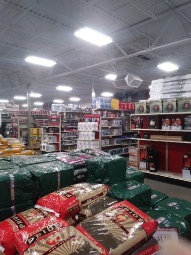 Home Improvement Store «Tractor Supply Co.», reviews and photos, 5743 W Tennessee St, Tallahassee, FL 32304, USA