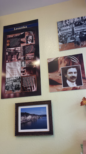 Chocolate Shop «Leonidas -- Love + Chocolate Shop», reviews and photos, 1397 N Main St, Walnut Creek, CA 94596, USA