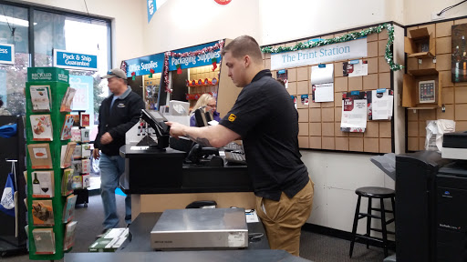 Shipping and Mailing Service «The UPS Store», reviews and photos, 9923 S Ridgeland Ave, Chicago Ridge, IL 60415, USA