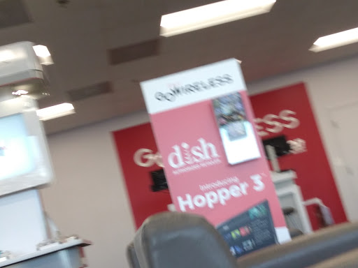 Cell Phone Store «GoWireless Verizon Authorized Retailer», reviews and photos, 4742 S Laburnum Ave, Richmond, VA 23231, USA