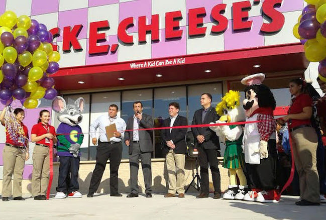 Chuck.E.Chesse