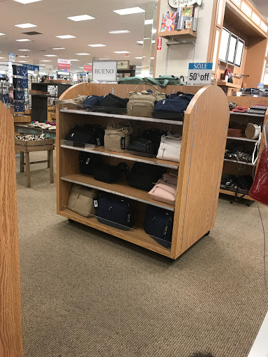 Clothing Store «Bealls Department Store», reviews and photos, 2851 E Gulf to Lake Hwy, Inverness, FL 34453, USA