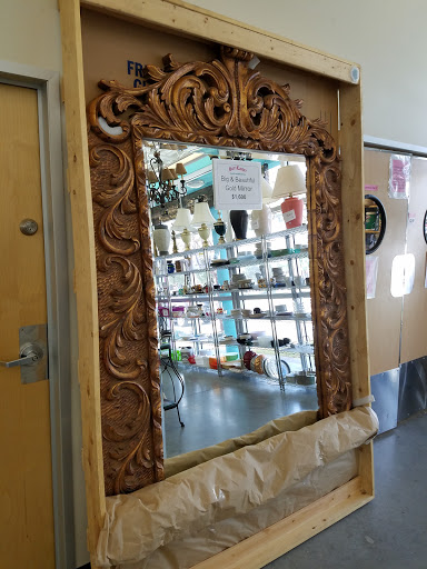 Thrift Store «Out of the Closet - Fort Lauderdale», reviews and photos, 1785 E Sunrise Blvd, Fort Lauderdale, FL 33304, USA