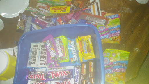 Thrift Store «Frugal Franks», reviews and photos, 126 Shove St, Fall River, MA 02724, USA