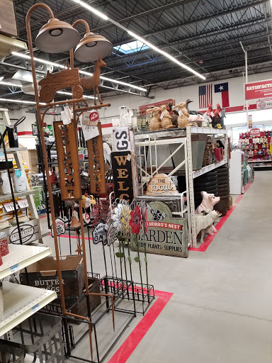 Home Improvement Store «Tractor Supply Co», reviews and photos, 1650 W Princeton Dr, Princeton, TX 75407, USA
