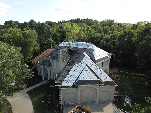 Roofing Contractor «Christian Brothers Roofing LLC», reviews and photos, 6309 NW Kelly Dr #3, Parkville, MO 64152, USA