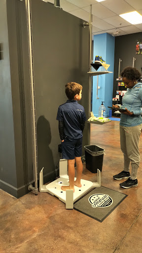 Sporting Goods Store «Fleet Feet Sports Orlando», reviews and photos, 25 W Crystal Lake St, Orlando, FL 32806, USA