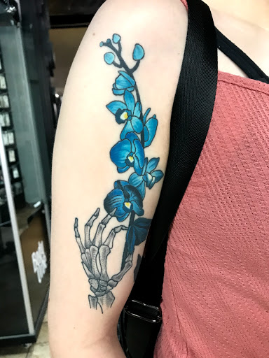 Explore tattoo ideas mujer, creative tattoo ideas in Colorado Springs, available at West Side Tattoo