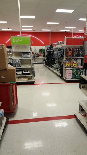 Department Store «Target», reviews and photos, 7150 US 19 N, Pinellas Park, FL 33781, USA