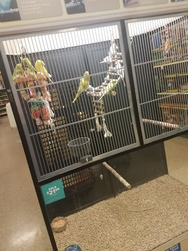 Pet Supply Store «PetSmart», reviews and photos, 261 Spreckels Ave, Manteca, CA 95336, USA