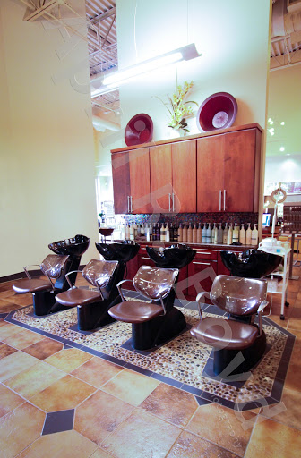 Beauty Salon «Omagi Salon Spa», reviews and photos, 4045 Summit Plaza Dr, Louisville, KY 40241, USA